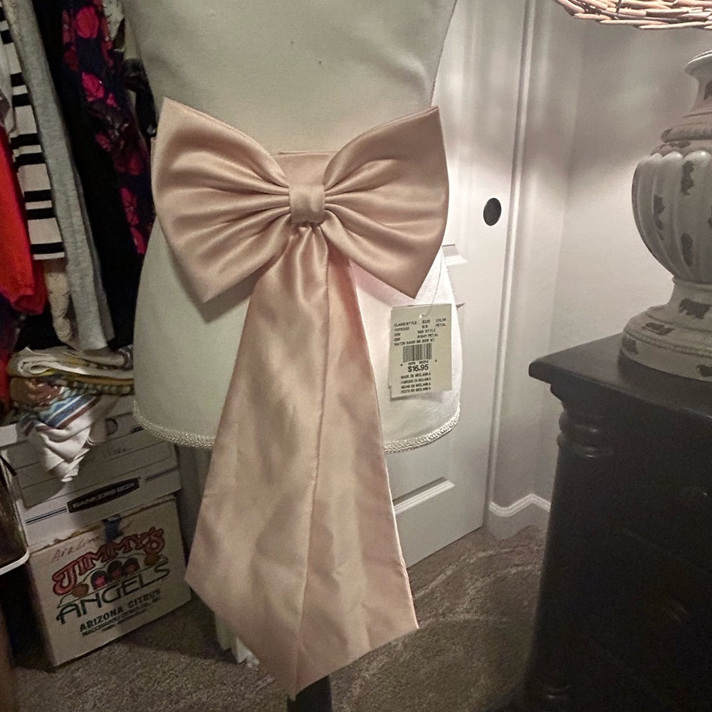 Stylish Pink Satin Bow Sash